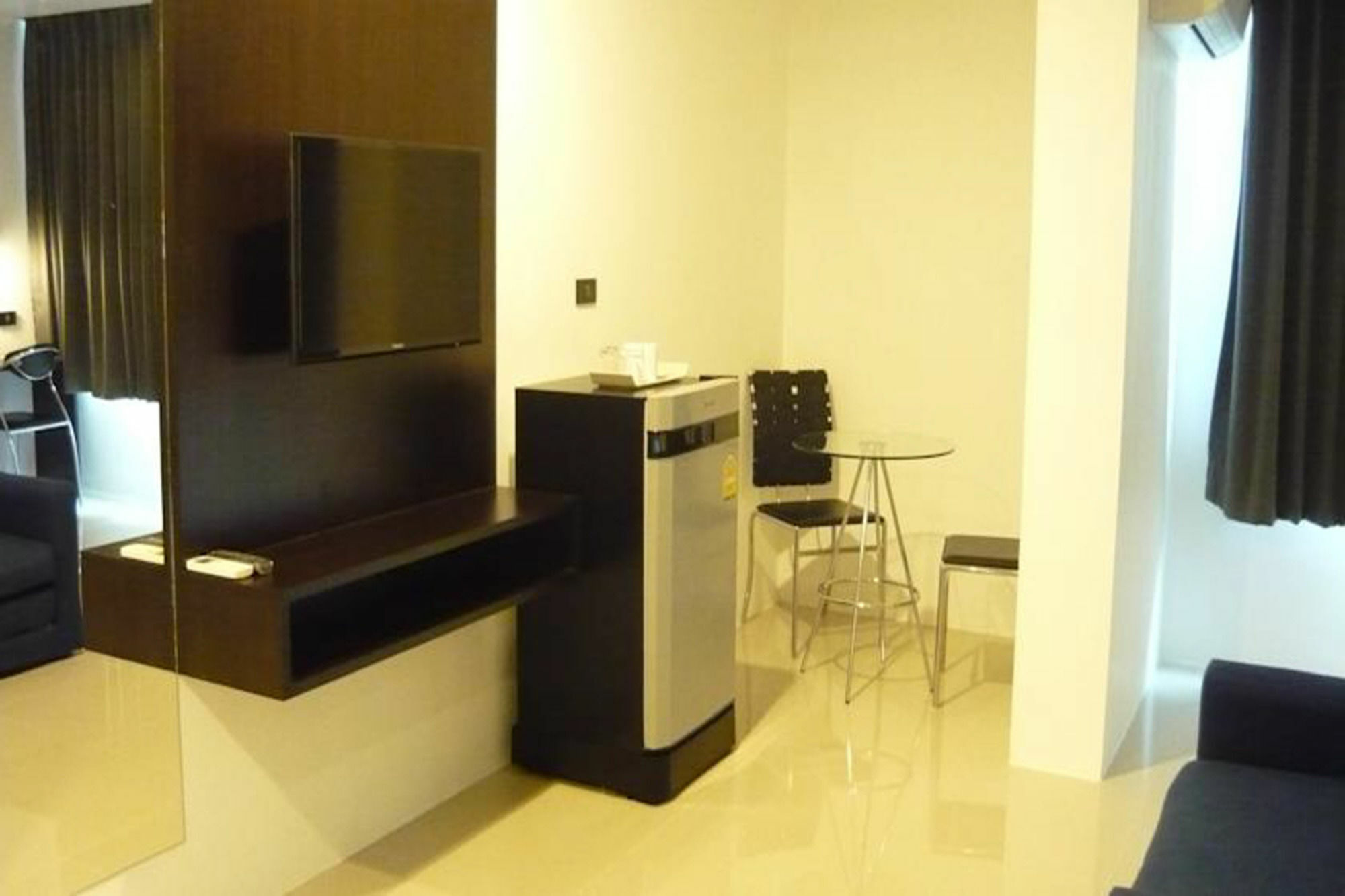 Izen Budget Hotel&Residence Rayong Exterior foto